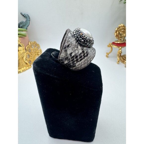 Snake Skin Baroque Pearl Marcasite And Rhinestone Wide Ring - Picture 5 of 11